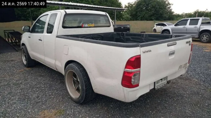 2014 Toyota Hilux Vigo – 6