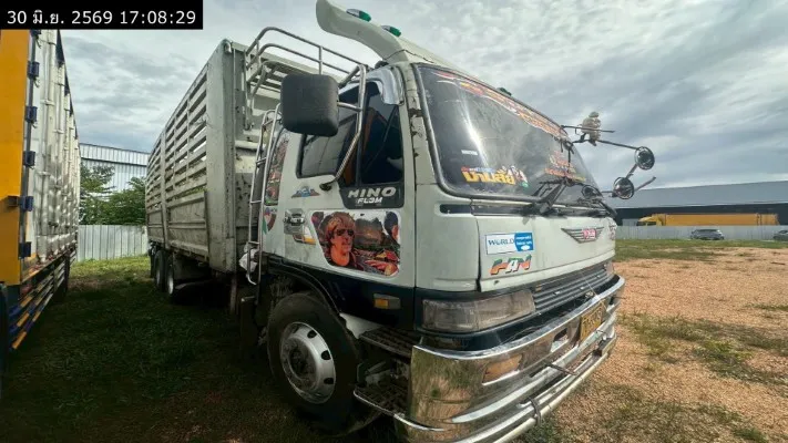 1999 Hino 10 Wheels – 3