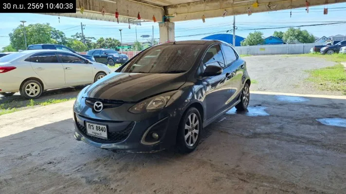 2013 Mazda Mazda2 – 2