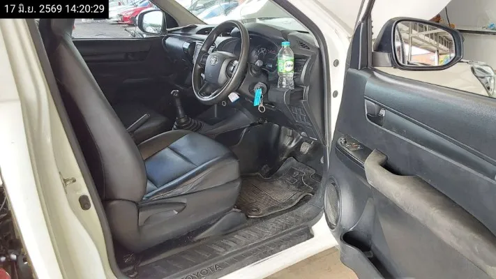2023 Toyota Hilux Revo – 10