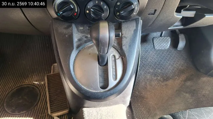 2013 Mazda Mazda2 – 9