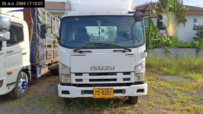 2017 Isuzu FRR – 1
