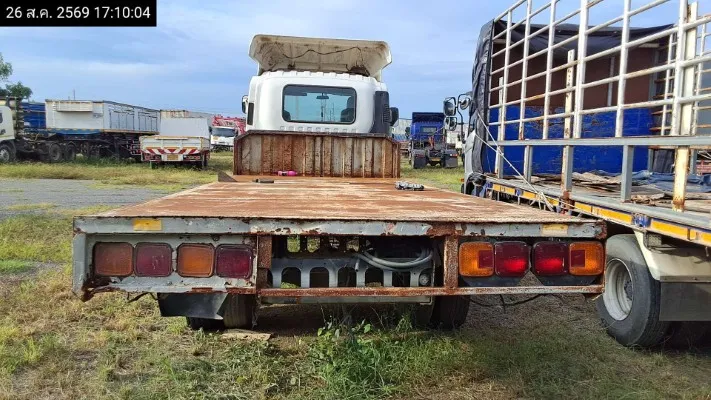 2017 Isuzu FRR – 4