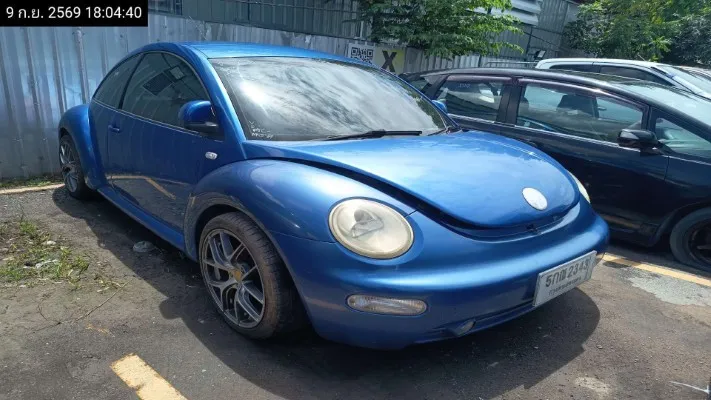 2012 Volkswagen Beetle – 3