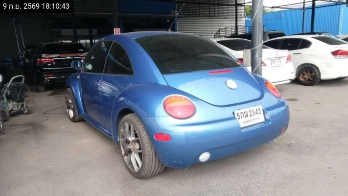 2012 Volkswagen Beetle – 5