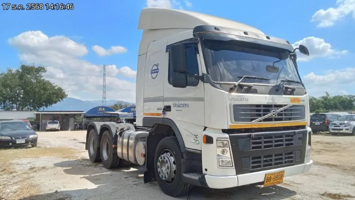 Volvo รถบรรทุก – 3