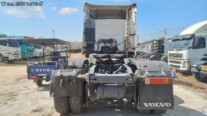 Volvo รถบรรทุก – 4