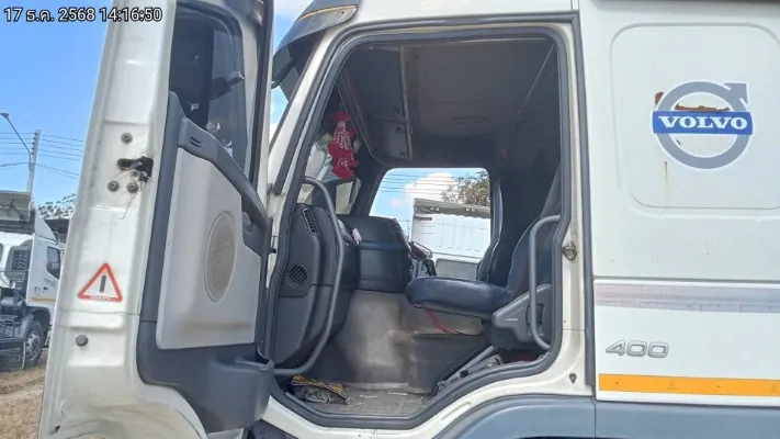 Volvo รถบรรทุก – 12