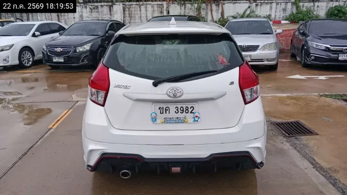 2015 Toyota Yaris – 4