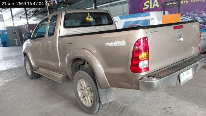 2009 Toyota Hilux Vigo – 7