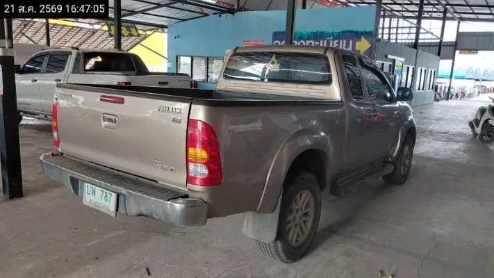 2009 Toyota Hilux Vigo – 6