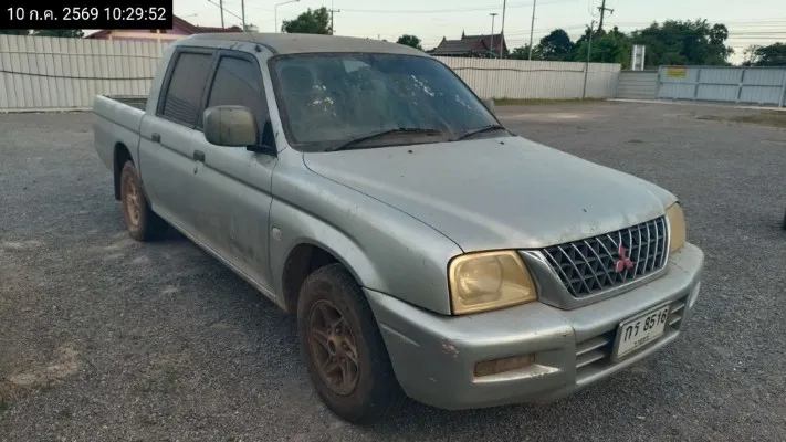 2002 Mitsubishi Strada Grandis – 3