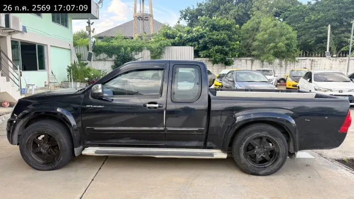 2010 Isuzu D-Max – 7