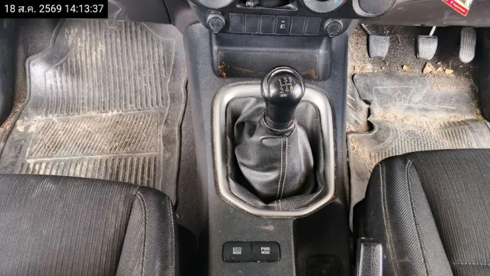 2015 Toyota Hilux Revo – 9
