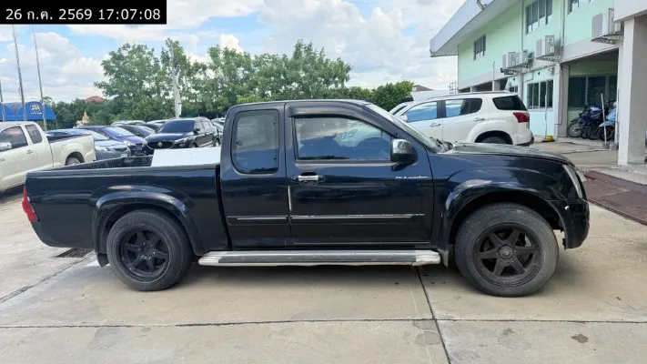 2010 Isuzu D-Max – 8