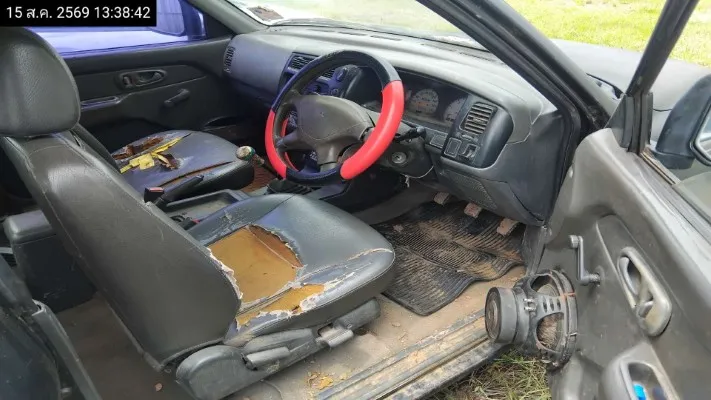 2005 Mitsubishi Strada – 12