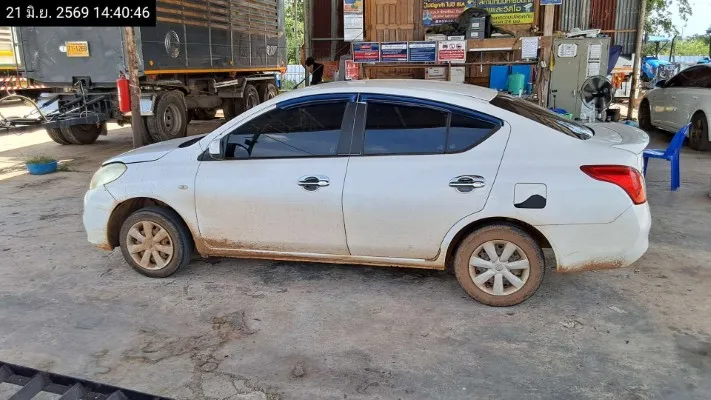 2013 Nissan Almera – 7