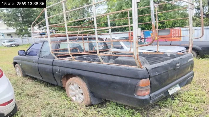 2005 Mitsubishi Strada – 9