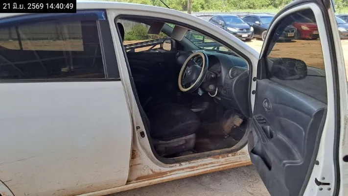 2013 Nissan Almera – 10