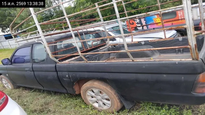 2005 Mitsubishi Strada – 10