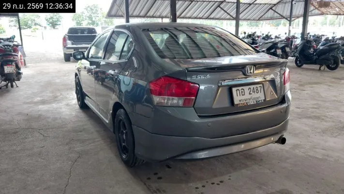 2010 Honda City – 6