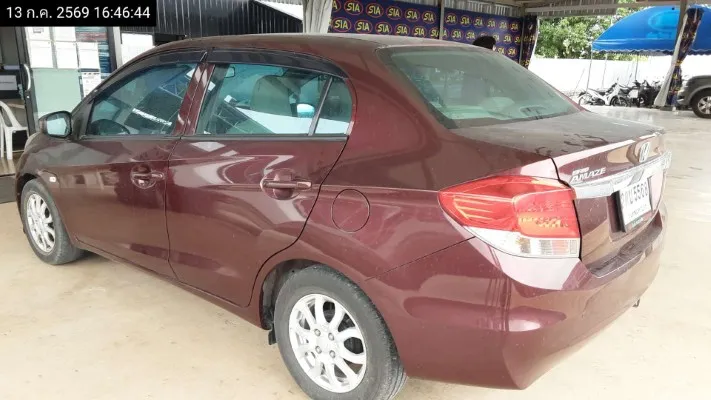 2013 Honda Brio Amaze – 6