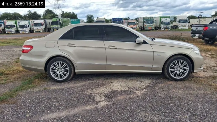 2011 Mercedes-Benz E-Class – 8