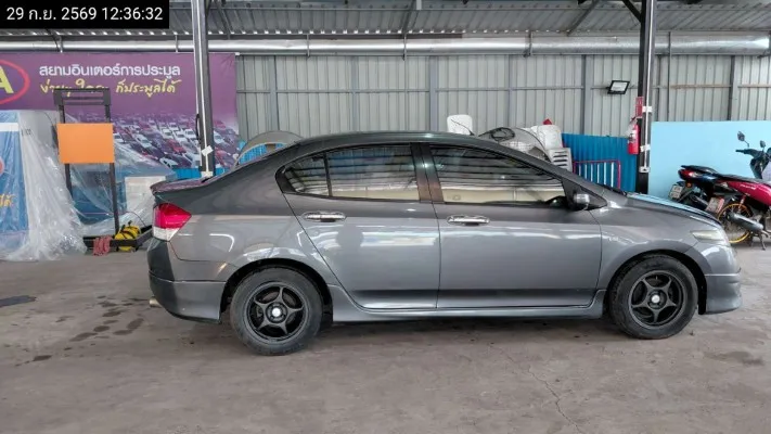 2010 Honda City – 8