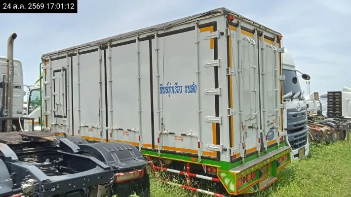 2020 Isuzu FRR190 – 6