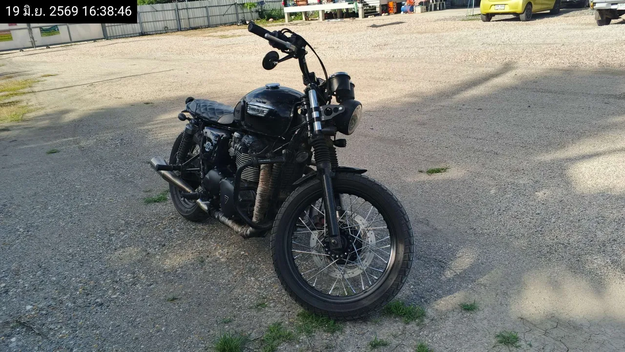 2016 Triumph Bonneville T100 – 4