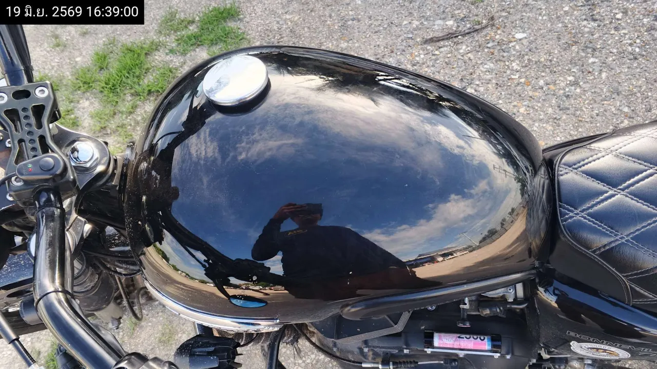 2016 Triumph Bonneville T100 – 12