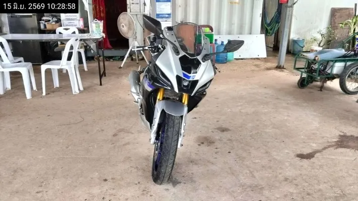 2023 Yamaha YZF-R15 – 3