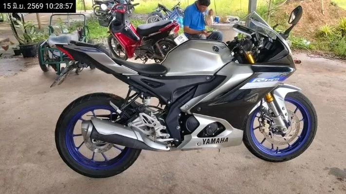 2023 Yamaha YZF-R15 – 2