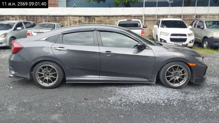 2018 Honda Civic – 8