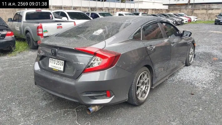 2018 Honda Civic – 5