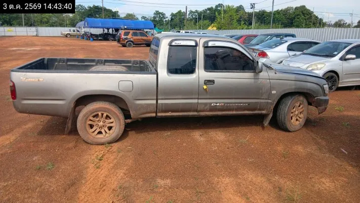 2004 Toyota Hilux Tiger – 8