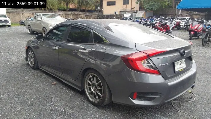 2018 Honda Civic – 6