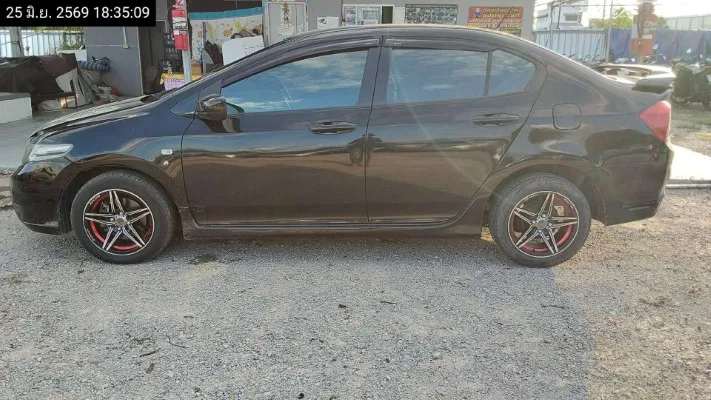 2013 Honda City – 8