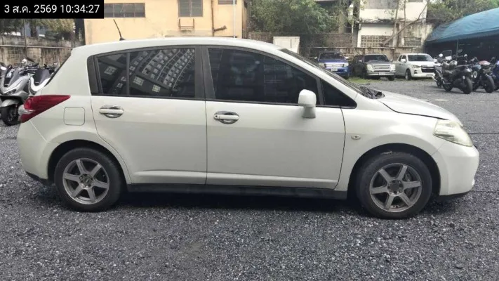 2010 Nissan Tiida – 8