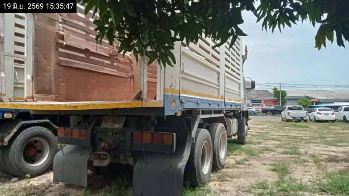 2007 Isuzu FXZ320 – 6