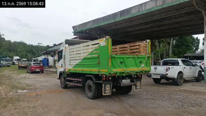 2024 Isuzu FRR 210 – 6