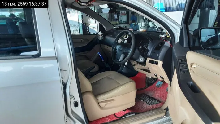 2013 Isuzu D-Max – 10