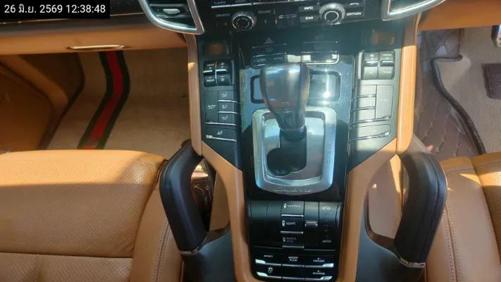 2015 Porsche Cayenne – 9