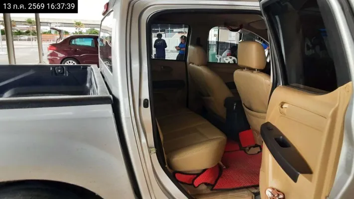 2013 Isuzu D-Max – 12