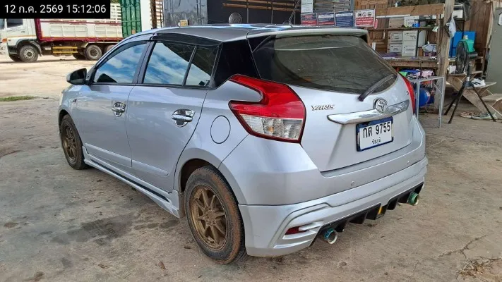 2014 Toyota Yaris – 6