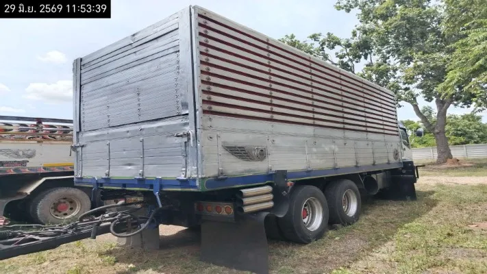 2002 Isuzu รถบรรทุก – 5