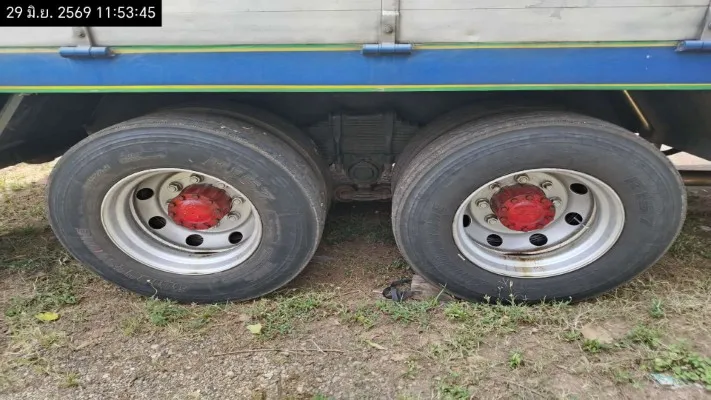 2002 Isuzu รถบรรทุก – 9