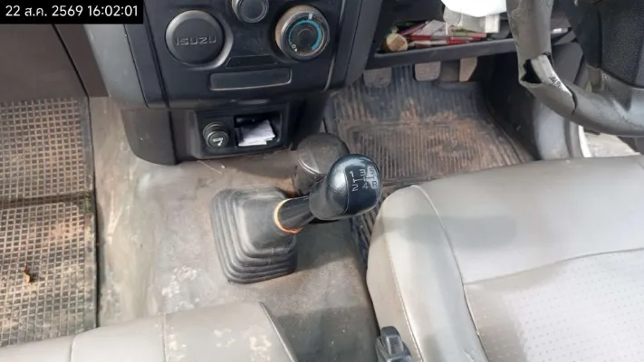 2013 Isuzu D-Max – 9