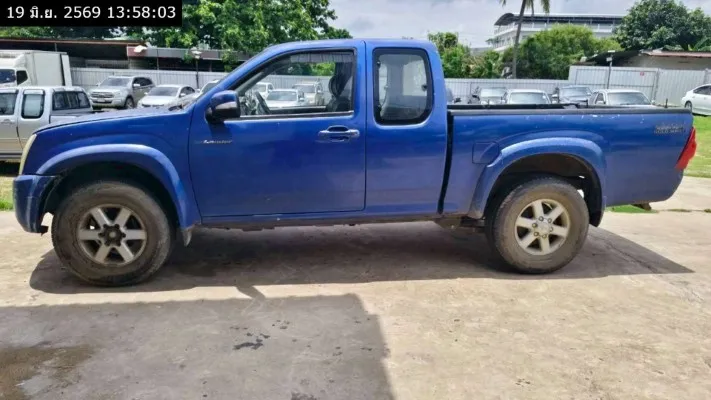 2008 Isuzu D-Max – 7