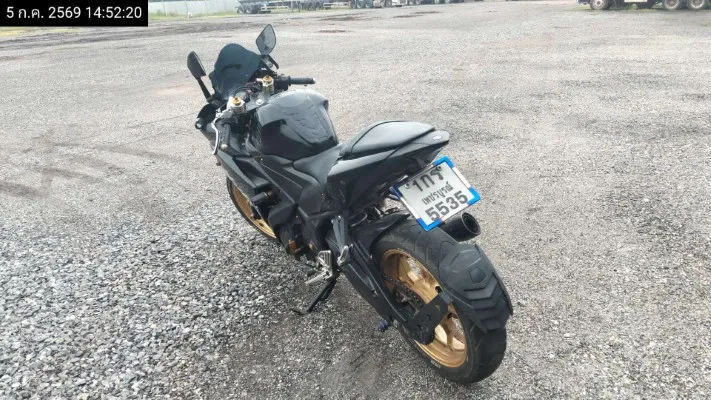 2015 Yamaha YZF-R3 – 7
